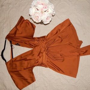 Beautiful romper from forever 21, never worn.